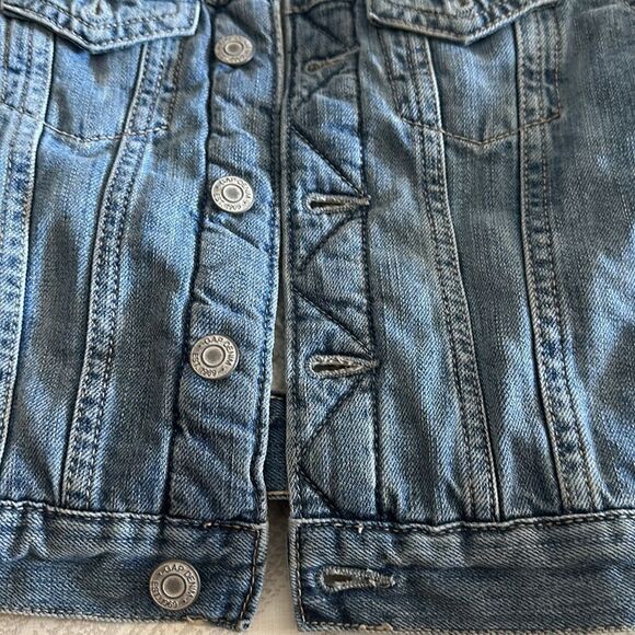 Gap Boys Sherpa Lined ‘Rock & Roll’ Denim Jacket - Picture 4 of 7
